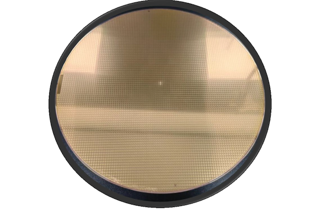 Осаждённый на RDL слой Cu-Ni-Au